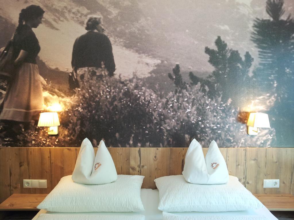Alpenpension Maderer Gaschurn Room photo